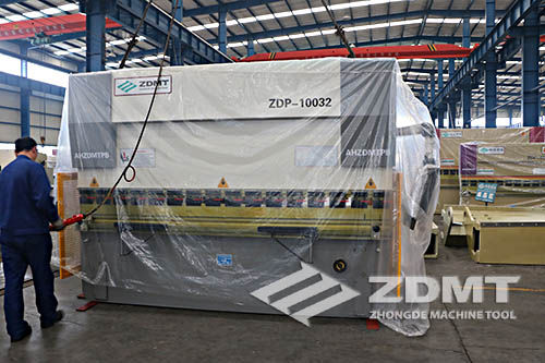 ZDP10032折弯机出口伊朗-安徽中德机床股分无限公司